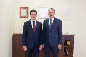 Сустрэча старшыні БелГПП В.Улаховича з членам Калегіі (Міністрам) па гандлі ЕЭК А.Слепневым