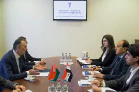 Встреча председателя БелТПП В.Улаховича  с представителем БелТПП в Сирии Р.Хамадом