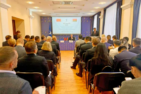 Бизнес-встреча с деловыми кругами Синьцзянского производственно-строительного корпуса КНР