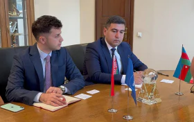 Встреча председателя БелТПП М.Мятликова с исполнительным директором Агентства AZPROMO Ю.Абдуллаевым