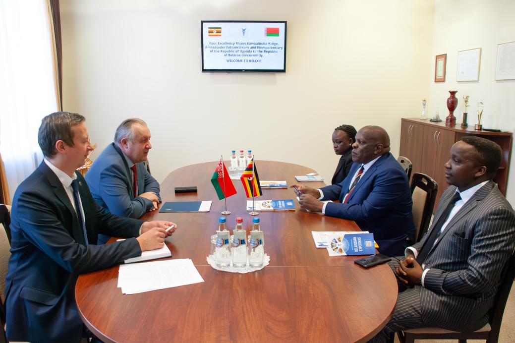 Chairman Mikhael Miatlikov meets Ambassador Extraordinary and Plenipotentiary of Uganda Moses Kawaaluuko Kizige Chairman Mikhael Miatlikov meets Ambassador Extraordinary and Plenipotentiary of Uganda Moses Kawaaluuko Kizige