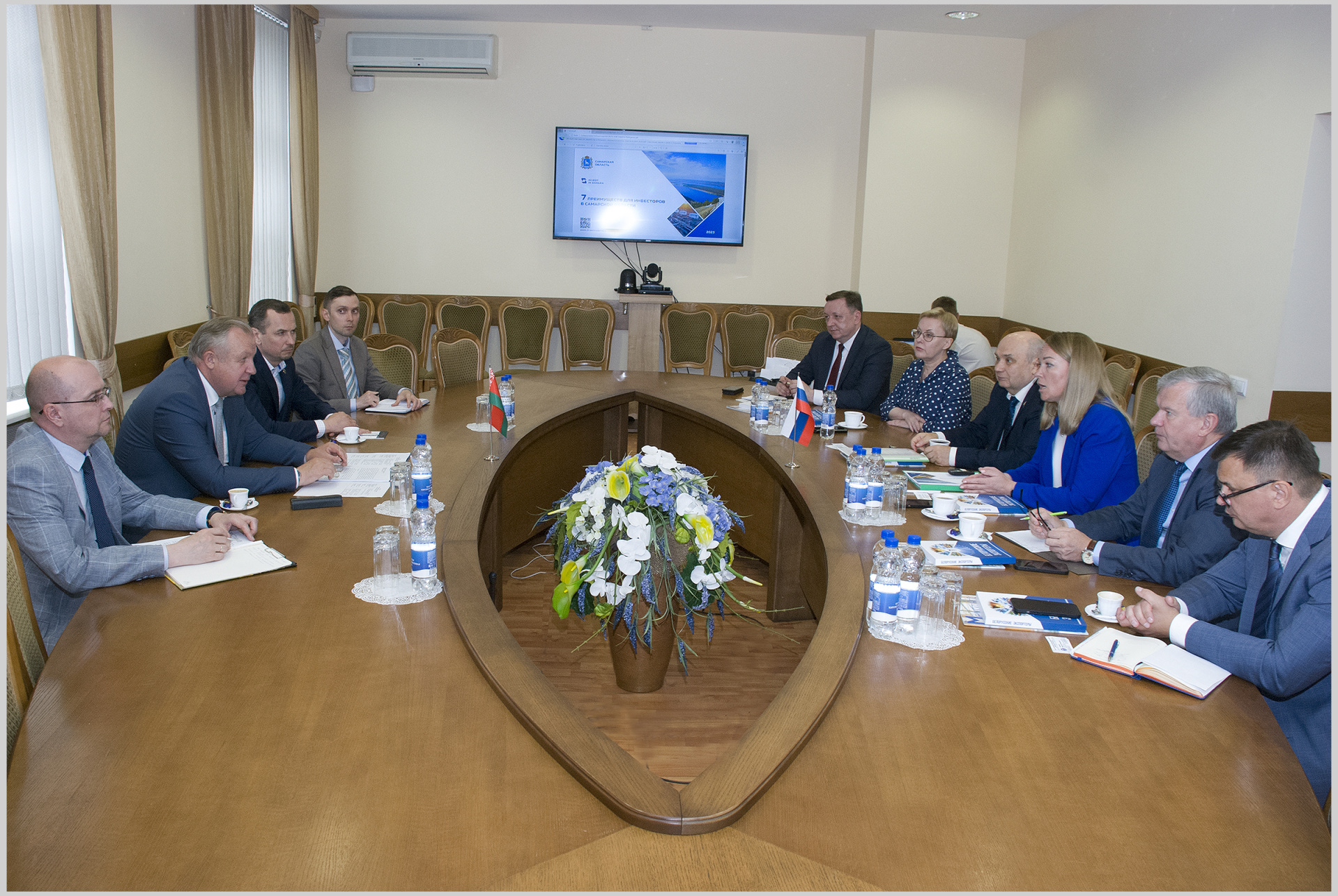 Встреча председателя БелТПП М.Мятликова с делегацией Самарской области