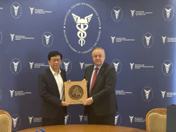 Встреча с Президентом Федерации торгово-промышленных палат Мьянмы Эй Вином