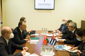 Встреча председателя БелТПП В.Улаховича с Чрезвычайным и Полномочным Послом Кубы Х.Фигероа