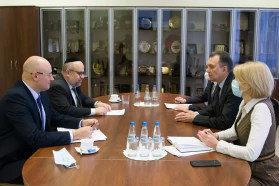 Встреча председателя БелТПП В.Улаховича с помощником Чрезвычайного и Полномочного Посла Государства Израиль в Республике Беларусь И.Гавриком и членом президиума Совета раввинов Европы М.Райхинштейном