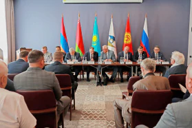 Сустрэча Старшыні Калегіі Еўразійскай эканамічнай камісіі М.Мясніковіча і членаў Калегіі (міністраў) ЕЭК з прадпрымальніцкай супольнасцю Беларусі