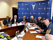 Укрепляя сотрудничество